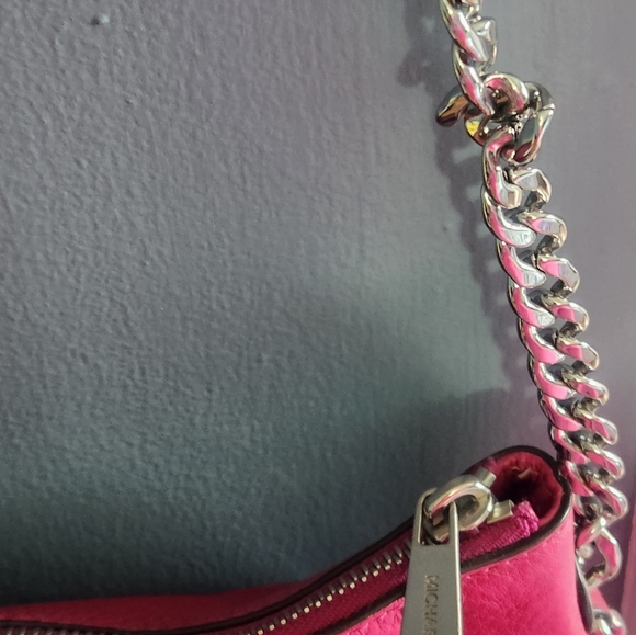 MK cross body - Picture 4 of 8